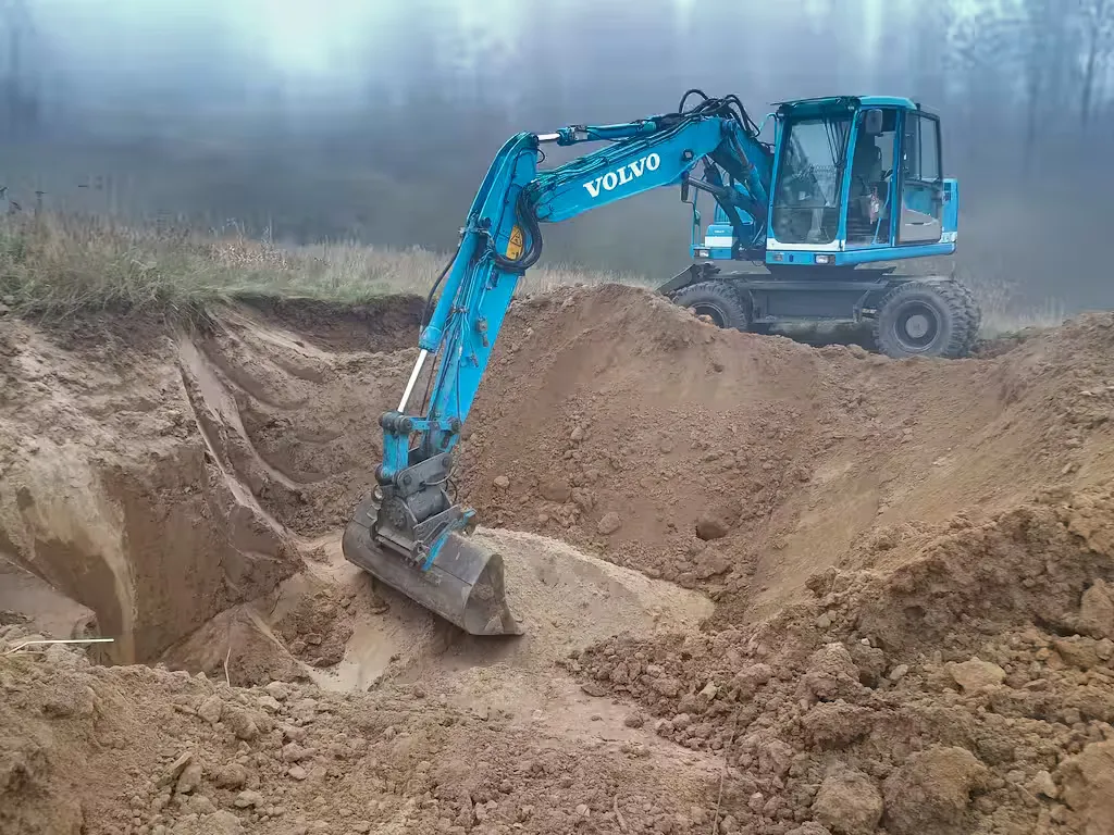 Koparka kołowa PIOTRKOP Chojnice - zdjęcie 1