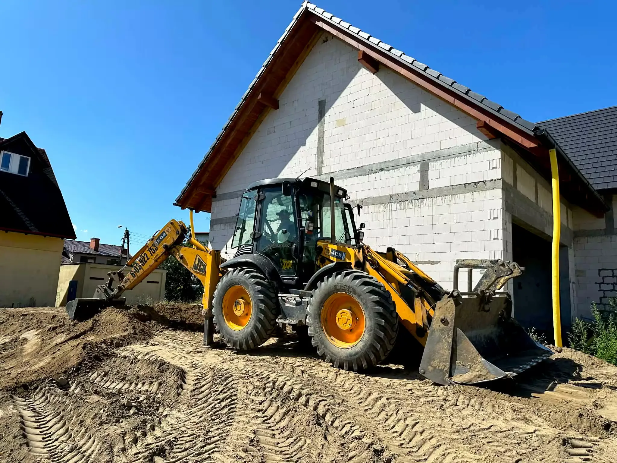 Usługi koparko-ładowarką Chojnice - PIOTRKOP Piotr Landowski