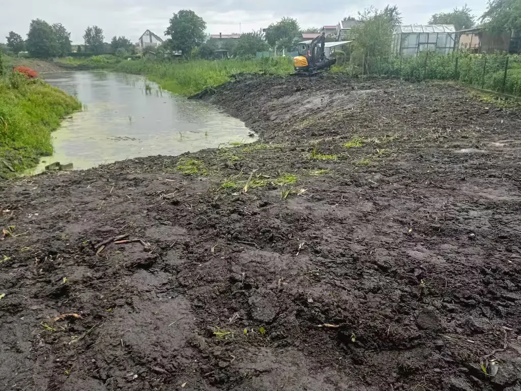 Minikoparka Volvo PIOTRKOP Chojnice - zdjęcie 4